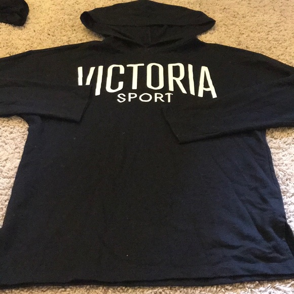 NWOT VS Sport hoodie - Picture 2 of 3